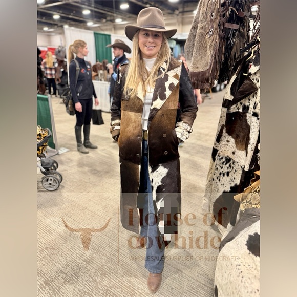 Cowhide Trench Coat - Brown and White - Picture 3 of 8